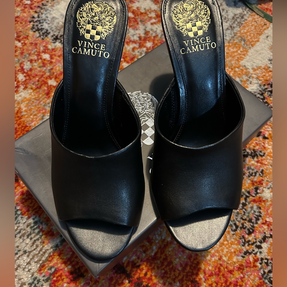Vince Camuto Black Women's Wedge Sandals
